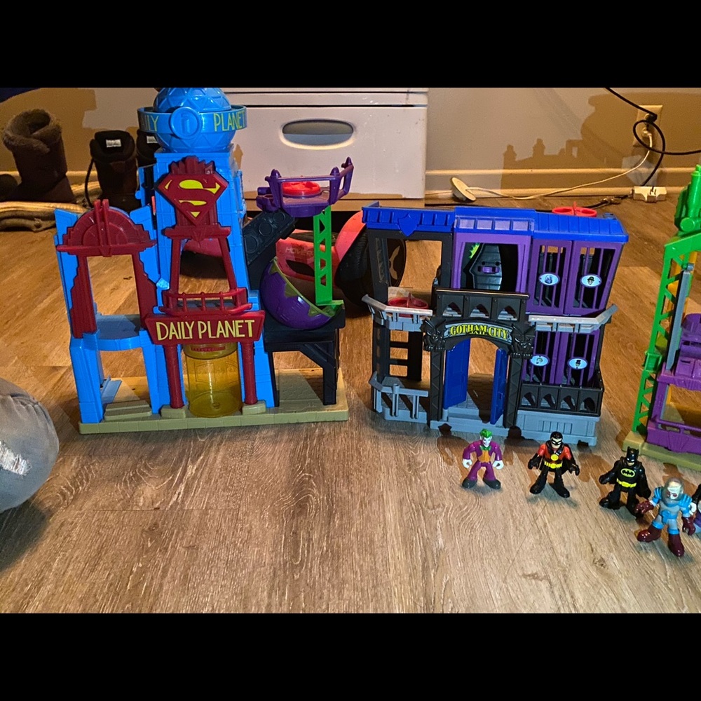 Toys - Picture 4 of 5